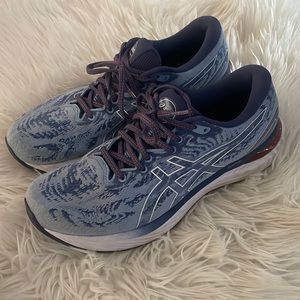 ASICS Women’s Gel-Cumulus - Size 9.5